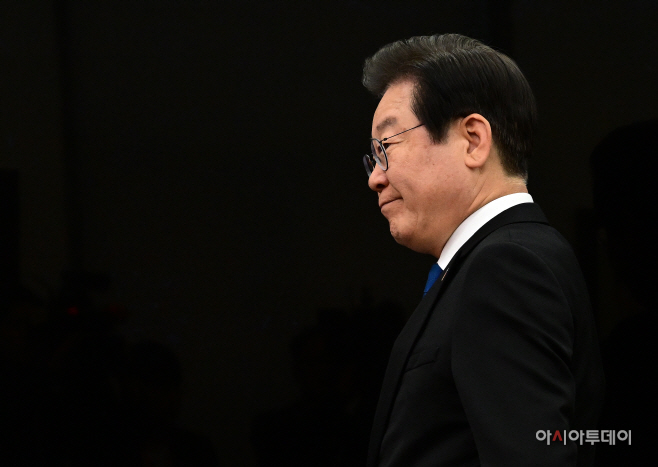[포토] 이재명 대표 '민주당 최고위 참석'