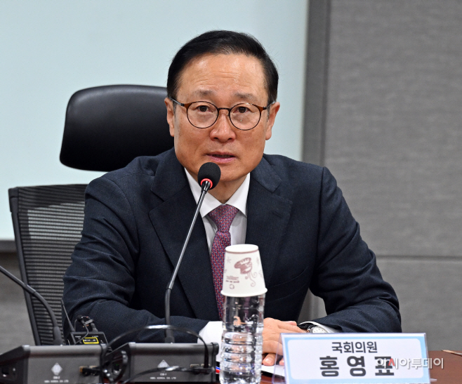[포토] 발언하는 홍영표 의원