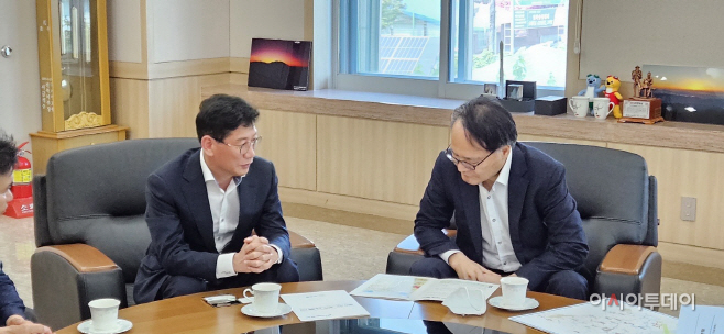 최훈식 장수군수 익산국토청장 방문(1)