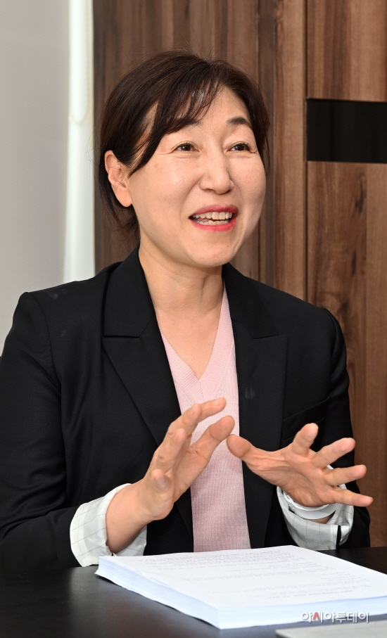 김학자 한국여성변호사회 회장 인터뷰