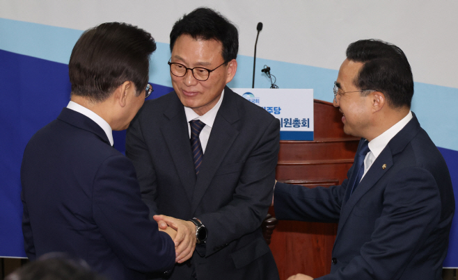민주당 원내대표, 박광온 당선