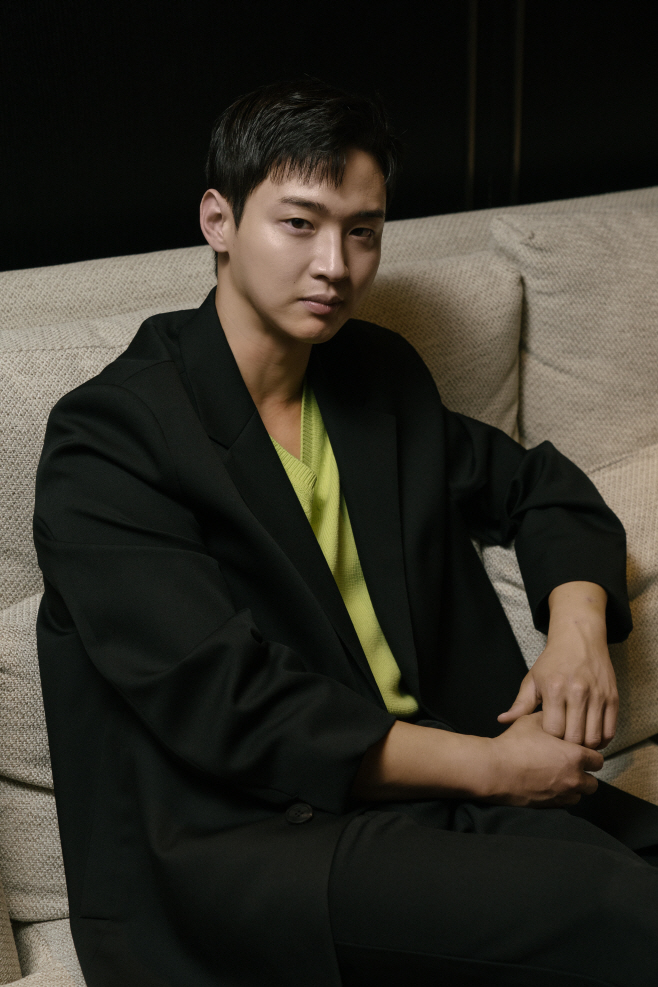 장동윤