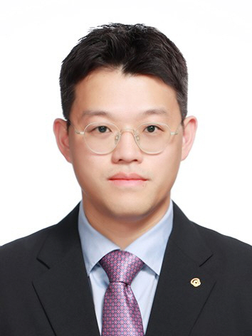 [갤러리아] 오민우 대표이사 이미지