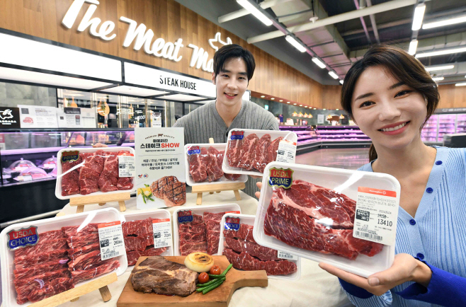 홈플러스, 가정의 달 맞이 ‘아메리칸 스테이크쇼’ 개최 (1)