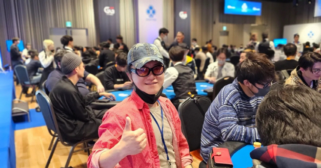 일본 JOPT 포커대회 출전한 ‘연애인 1호 포커플레이어’ 김학