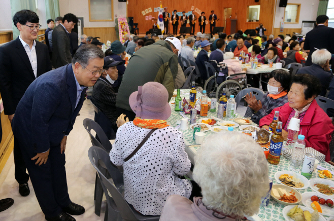 20230507 산내면 청년회, 효사랑실천 경로잔치 개최-2
