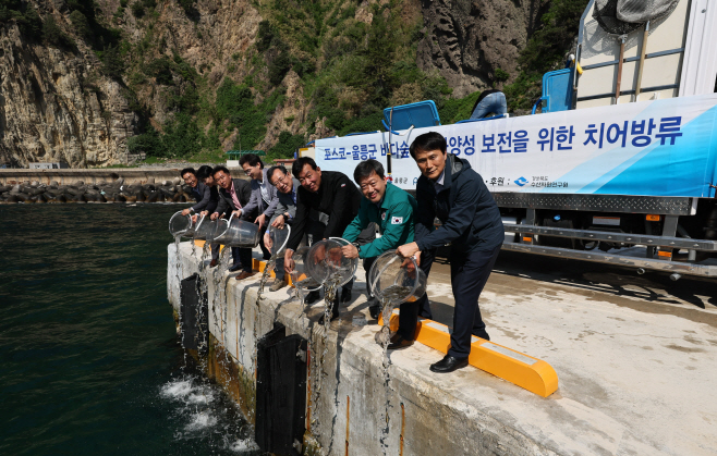 230509_바다숲 치어 방류 사진