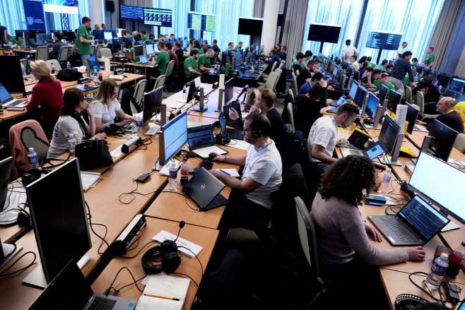 UKRAINE-CRISIS/ESTONIA-CYBER
