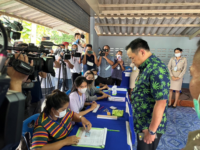 THAILAND-ELECTION/ANUTIN <YONHAP NO-0273> (via REUTERS)