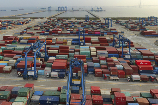 China Trade <YONHAP NO-2888> (AP)