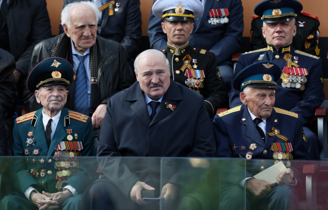 Russia Victory Day Parade <YONHAP NO-4155> (AP)