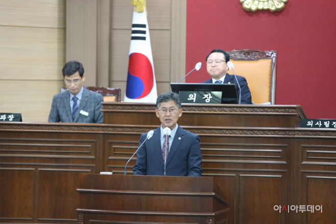 20230516_제328회 임시군의회 임시회 5분자유발언(김정흠)