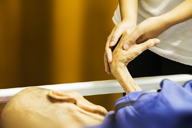 Hospice-1794418_1920