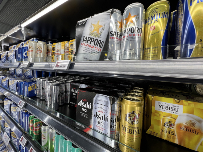 '일본 맥주 품귀 현상'<YONHAP NO-3476>