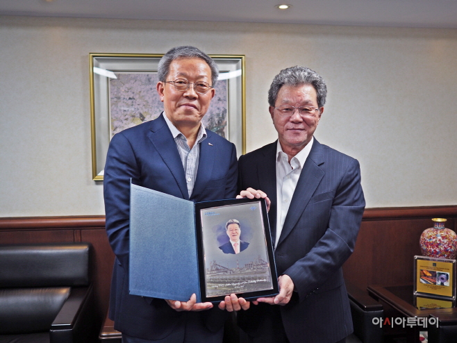 2. 정탁 부회장 FHS 방문