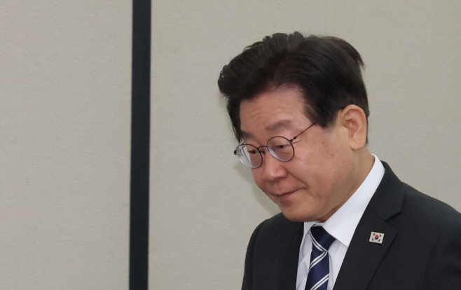 최고위 참석하는 이재명 대표