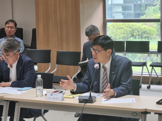 노량진시장 유통업체간담회(해수부 차관) 사진02