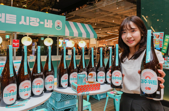 현대백화점 더현대서울_ 제주맥주 팝업스토어(1)