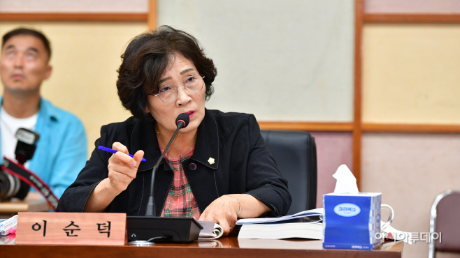 이순덕 위원