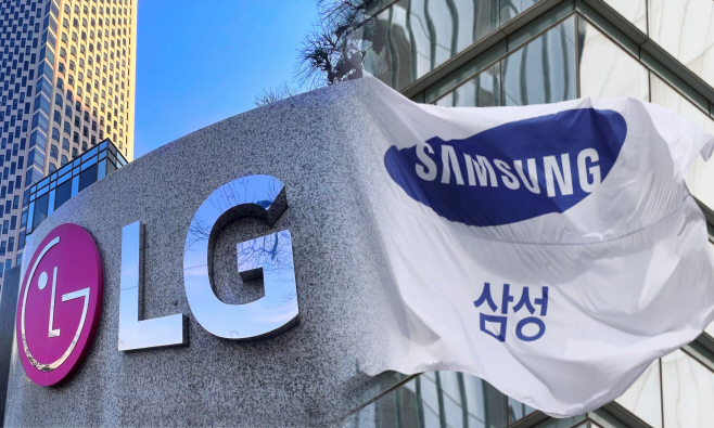 OLED로 손잡은 삼성·LG… ‘코리아원팀’으로 中 추격 따돌린다 - 아시아투데이
