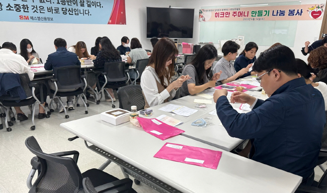 [이미지 1] 히크만 주머니 제작사진