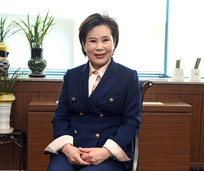 <엠바고 주의> 이선심 대한미용사회중앙회 중앙회장 인터뷰