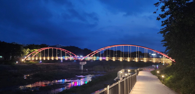 서산시, 해미천 구름다리 19일 야간 경관조명 점등식 개최