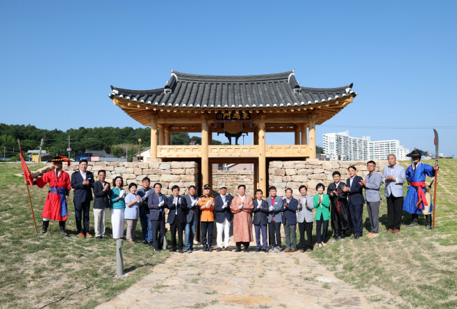 태안군, ‘600년 읍성의 얼 되찾다’...태안읍성 동안문 개방