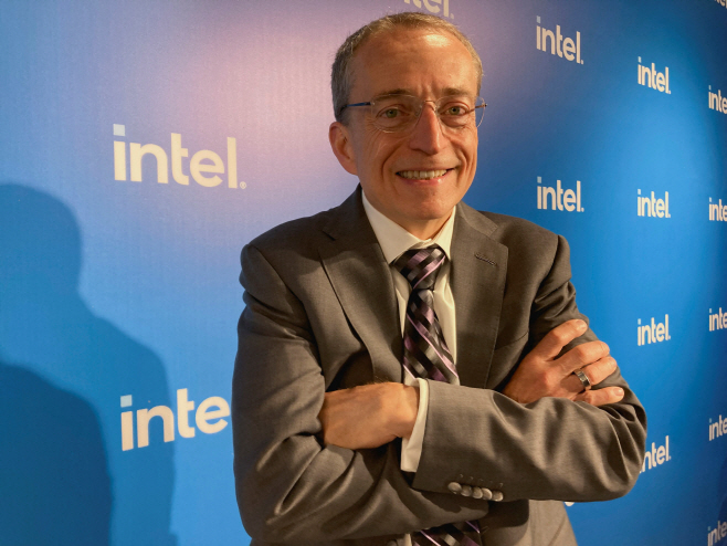 INTEL-EUROPE/POLAND <YONHAP NO-1554> (REUTERS)