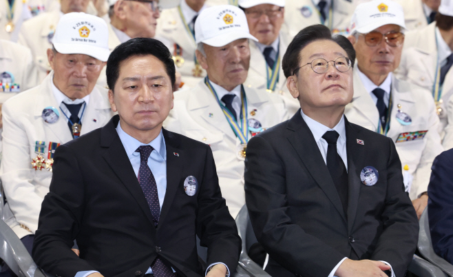 6·25 기념식 참석한 김기현·이재명 대표