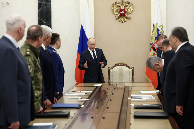 Russian President Putin meets with heads of security, defence and law enforcement agencies