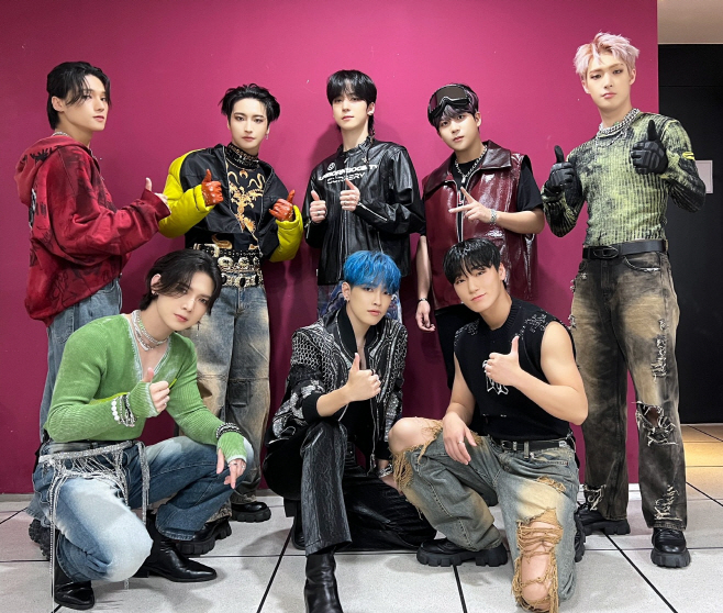 에이티즈_日오리콘주간앨범랭킹1위[제공=KQ]