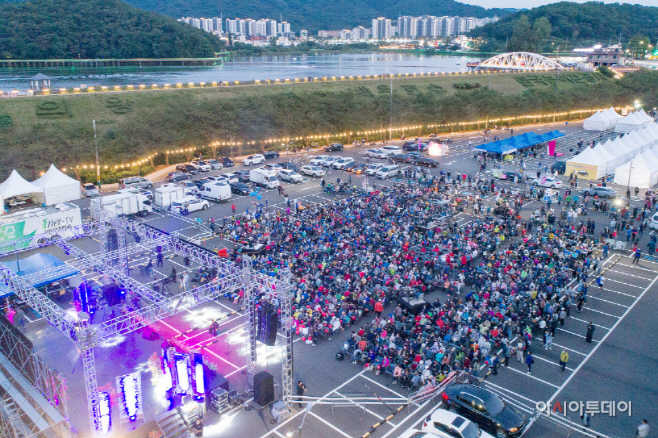 2.(사진)의왕백운호수축제(2022년)1
