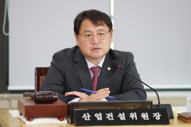 보도사진(정희정 위원장)