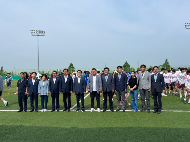 [사진] 제21회 영천시장기 축구대회 개막