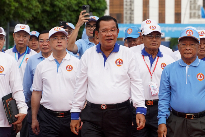 CAMBODIA-ELECTION/ <YONHAP NO-2314> (REUTERS)