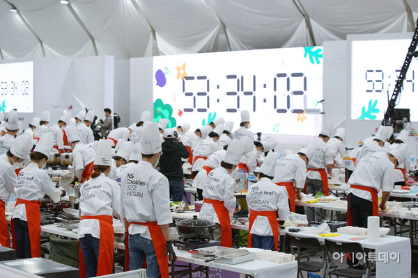 38414_69067_3040