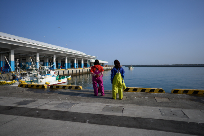 Xinhua headlines: Japan's plan to dump nuke-contaminated water into sea stokes real-life Godzilla fears