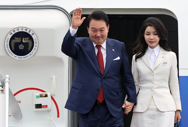 윤대통령 베트남 도착