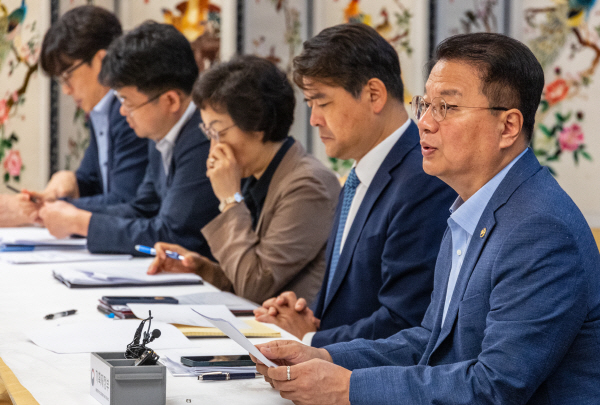 방기선