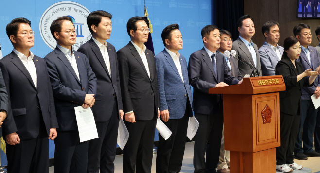 민주당, 서울-양평고속도로 진상규명 촉구