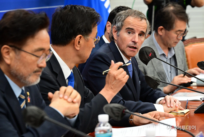 [포토] 민주당과 면담 갖는 라파엘 그로시 IAEA 사무총장