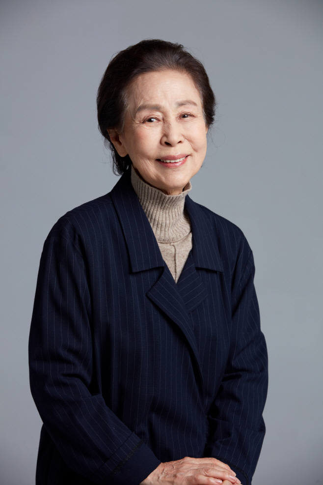 2023 연극 토카타 _ 손숙 제공 신시컴퍼니