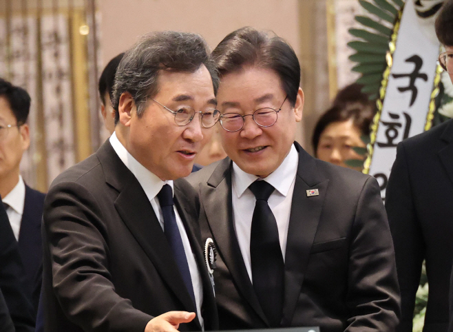 이재명 대표 배웅하는 이낙연 전 대표