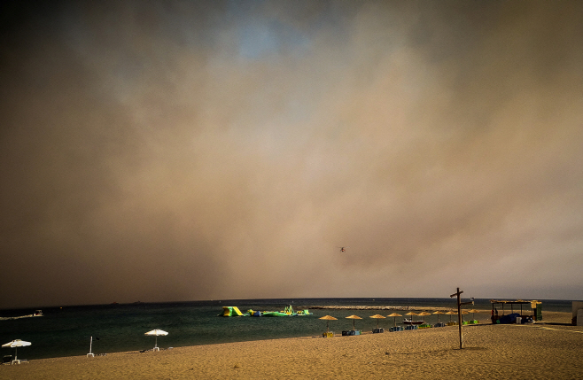 EUROPE-WEATHER/GREECE-WILDFIRE