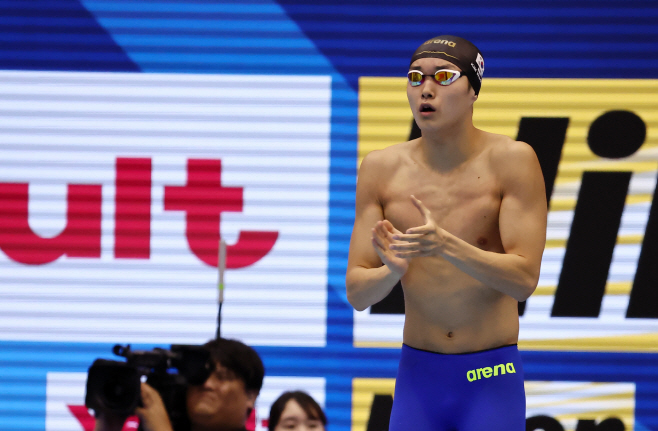 김우민, 자유형 800m 한국 신기록<YONHAP NO-2668>