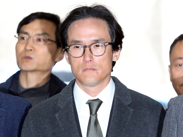 조현범