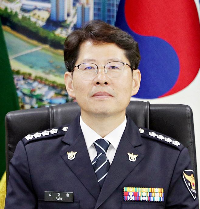 80대 박재흥 상주서장
