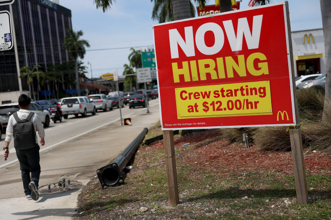 FILES-US-ECONOMY-JOBS