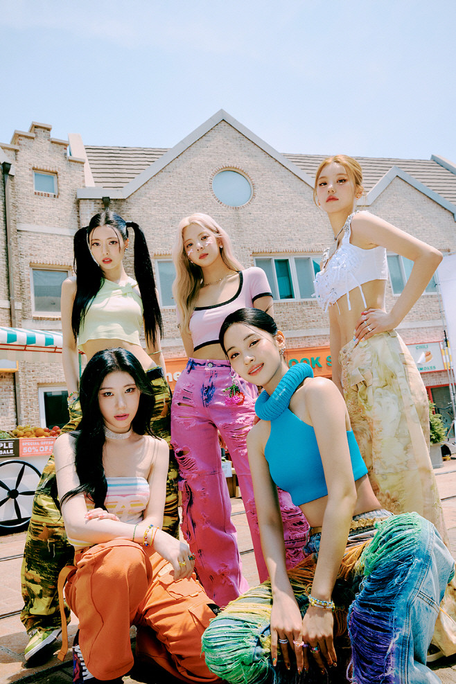 ITZY 'CAKE' 뮤비 비하인드 (1)